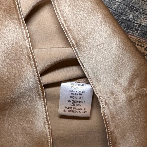 Nili Lotan 100% Silk Vara Top Gold Mock Neck halter Blouse Quiet Luxury Preppy - Picture 5 of 11